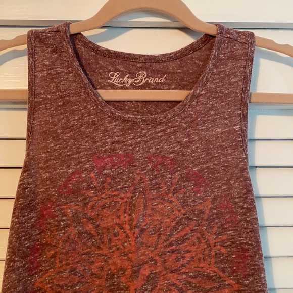 Flowy Racer-back Tank Top - Picture 2 of 4